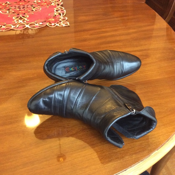 Everybody by BZmoda Ankle boots (size US 7 /EU 37) - Picture 5 of 7